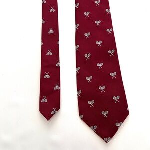 Vintage Filene's The Men's Store Tie Burgundy Tennis Raquetes Pattern 57”x3 ¾ “